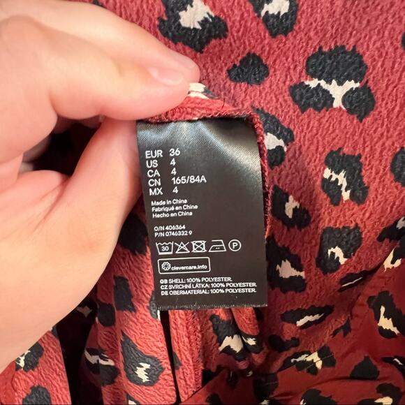 Divided by H&M Dark Red Leopard Print Wrap Mini Dress Size 4 Animal Print - Picture 8 of 10